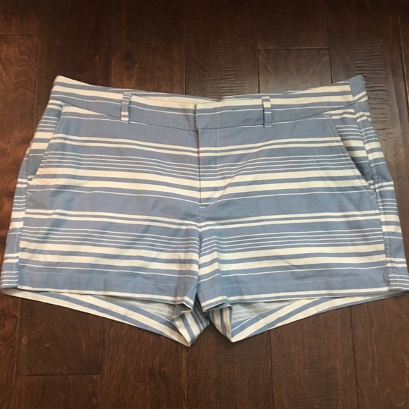 GAP Pants - Chic blue and white striped Gap shorts